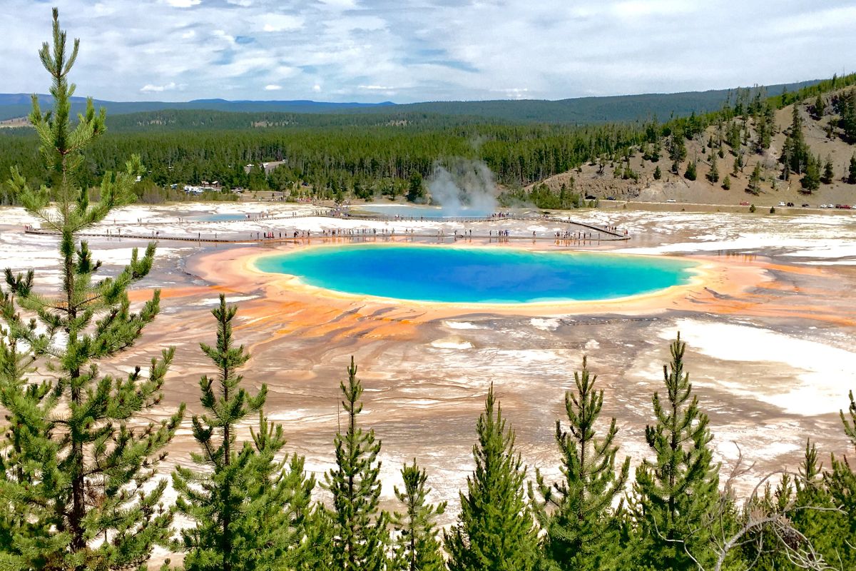 The Best Family Guide To Yellowstone National Park